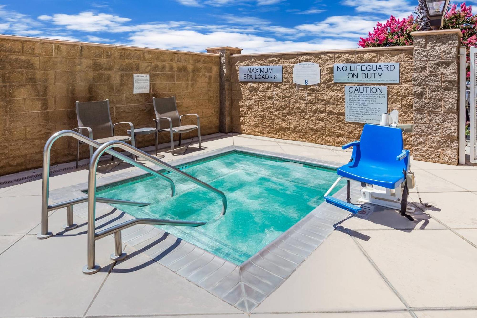 Fairfield Inn And Suites Turlock Bagian luar foto