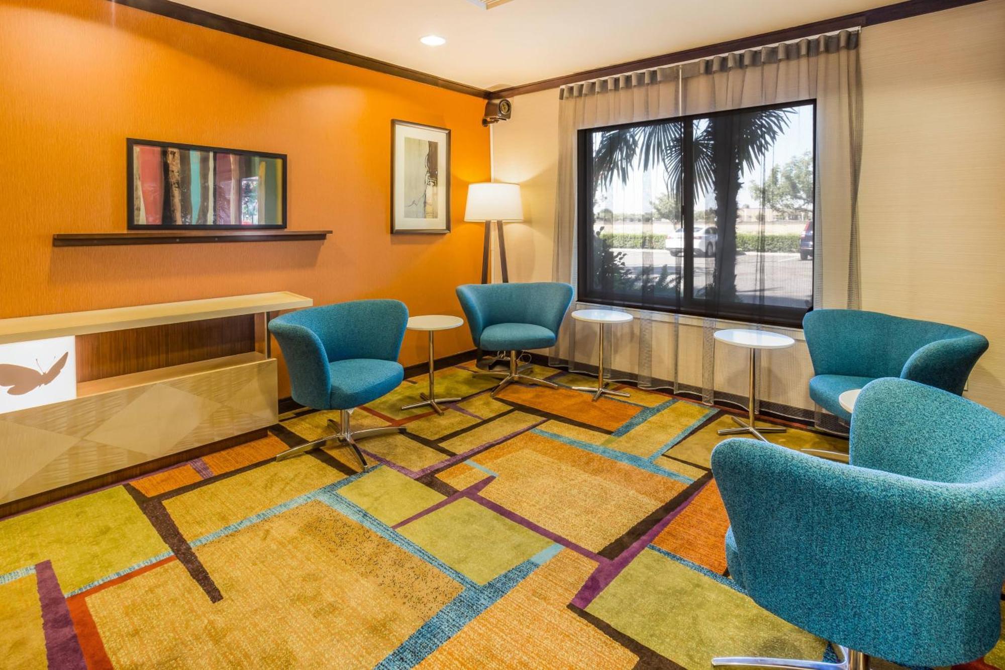 Fairfield Inn And Suites Turlock Bagian luar foto